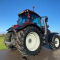 Valtra T215 V