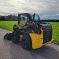 New Holland 318