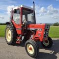 International 585 XL