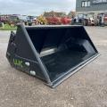 LWC 6ft Tow Tip Bucket