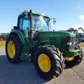 John Deere 6800
