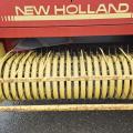 New Holland 570