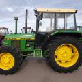 John Deere 2040