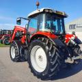 Massey Ferguson 5713