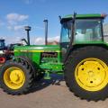 John Deere 3040