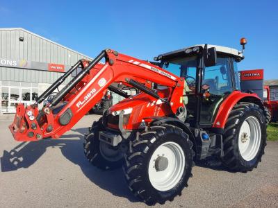 Massey Ferguson 5713