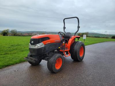 Kubota L5240