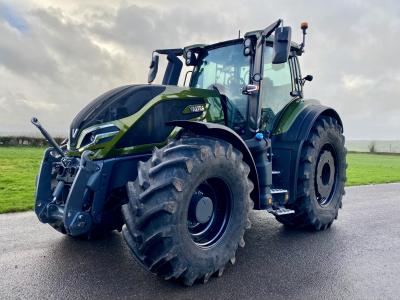 Valtra Q305