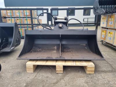Rhinox Tilt-Ditching Bucket