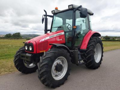 Massey Ferguson 5445
