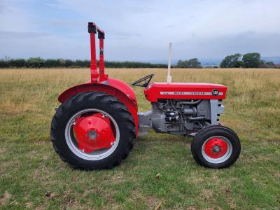 Massey Ferguson 130