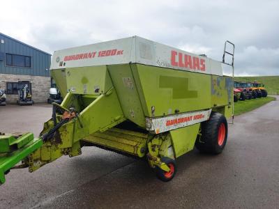 Claas Quadrant 1200 RC