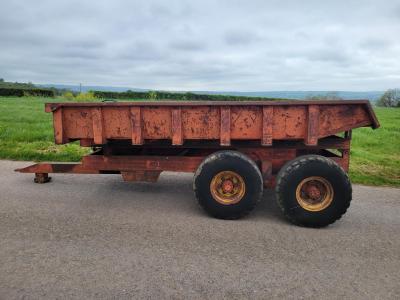 Tandem Axle Trailer