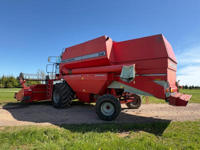 Massey Ferguson 38