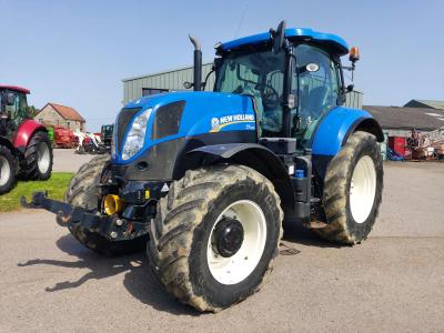 New Holland T7.200