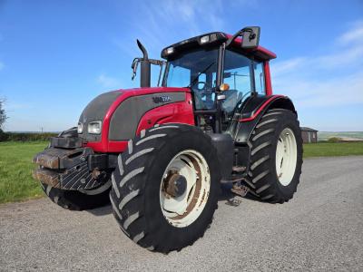 Valtra N141 H