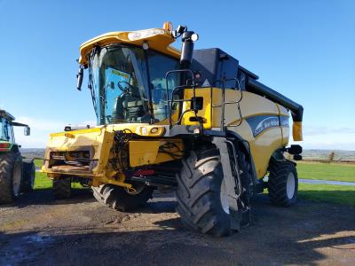 New Holland CX880