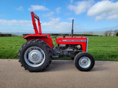 Massey Ferguson 240