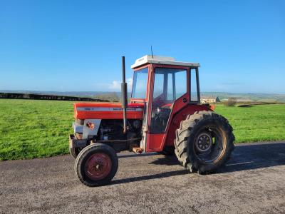 Massey Ferguson 158F