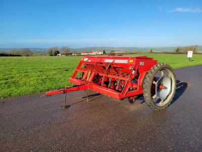 Massey Ferguson 30 Drill
