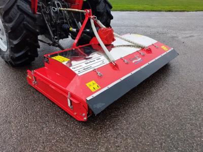 Trimax Striker 190