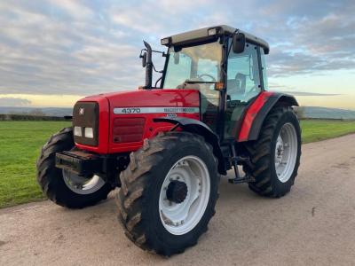 Massey Ferguson 4370