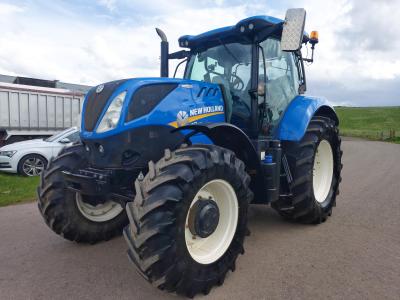 New Holland T7.210