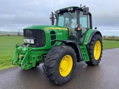 John Deere 6630