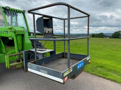 Merlo Man Basket