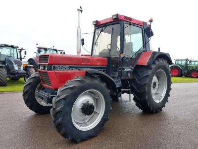 Case 1056 XL