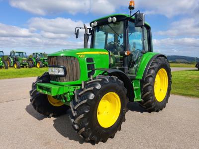 John Deere 6430