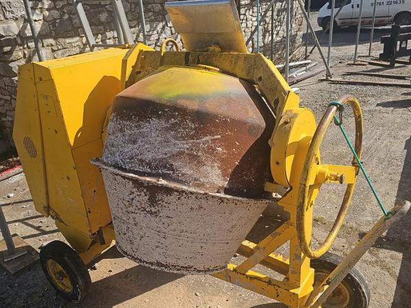 Concrete Mixer
