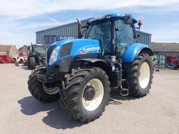 New Holland T7.210