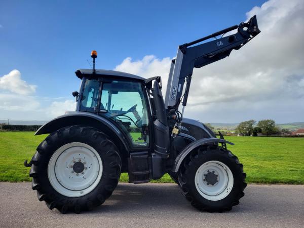 Valtra N124