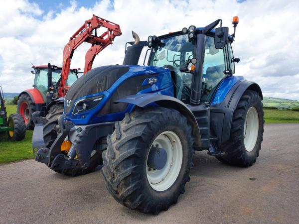 Valtra T174 V