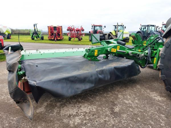 John Deere 331