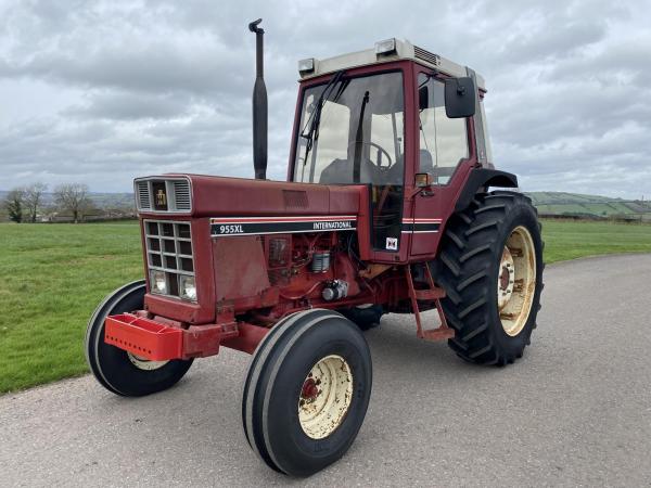 Case 955 XL