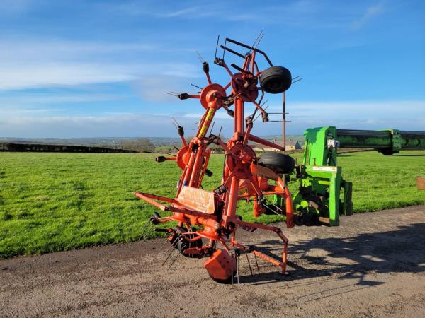 Kuhn GF 5801 MH Tedder